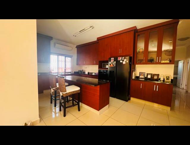 3 BEDROOM TOWNHOUSE FOR SALE IN RESERVOIR HILLS